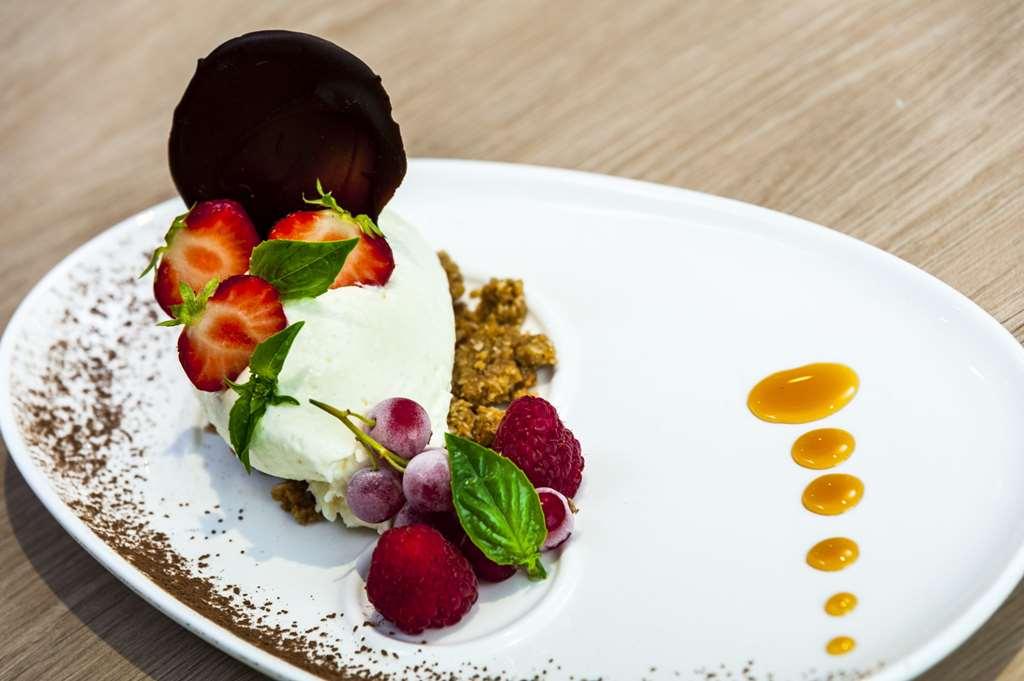 Brit Hotel Toulouse Colomiers - L'Esplanade Restaurant bilde